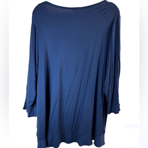 Woman’s Westport Blouse. Size 2X Royal Blue. Accented with Silver Rivets - Picture 3 of 5